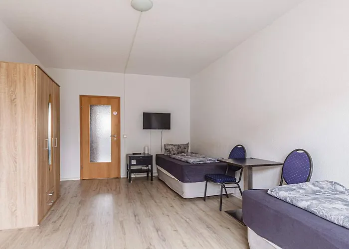 Ferienvermietung: Ferienwohnung für Monteure in Leipzig Grünau